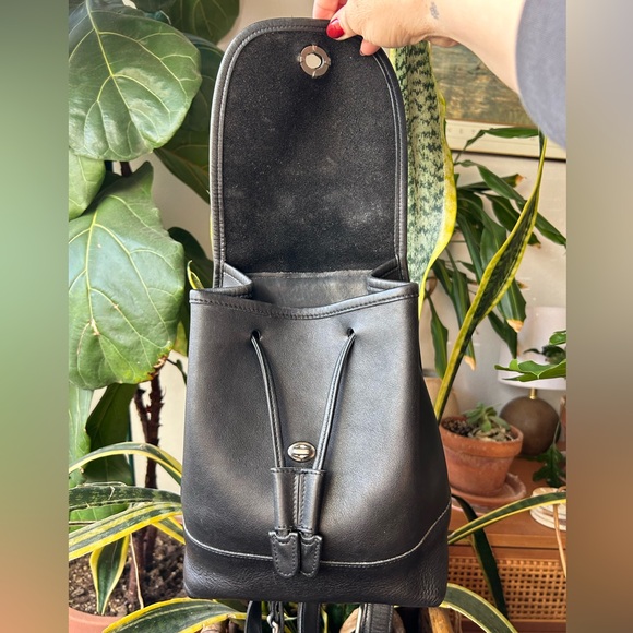 Vintage Coach Black 2000 Costa Rica Small Daypack with Nickel Hardware 9960 - Picture 5 of 8